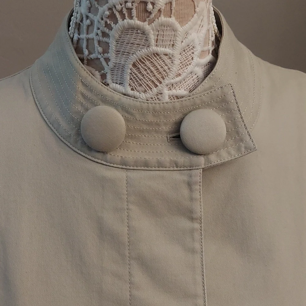 NWOT TALBOTS Chic Beige Button-Up 3/ 4 Length Sleeve sz S Jacket - Picture 2 of 11